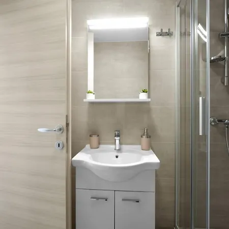 Nnb View Apartmán *